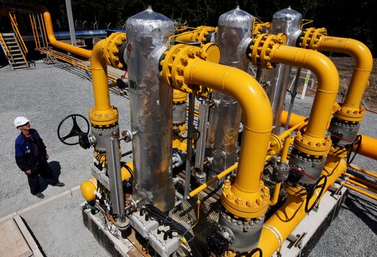 Construction of Sakhalin-Khabarovsk-Vladivostok pipeline