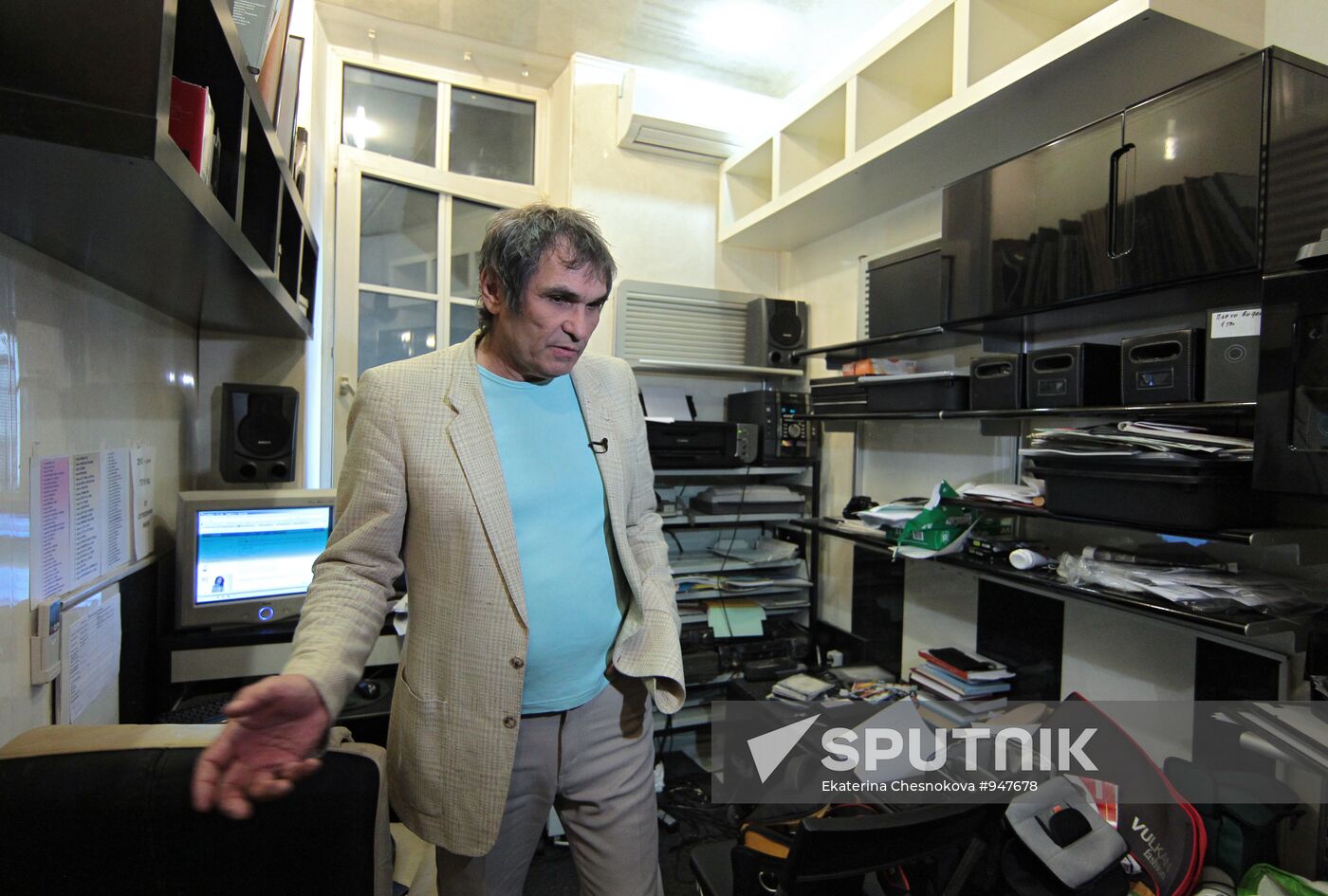 Bari Alibasov's apartment