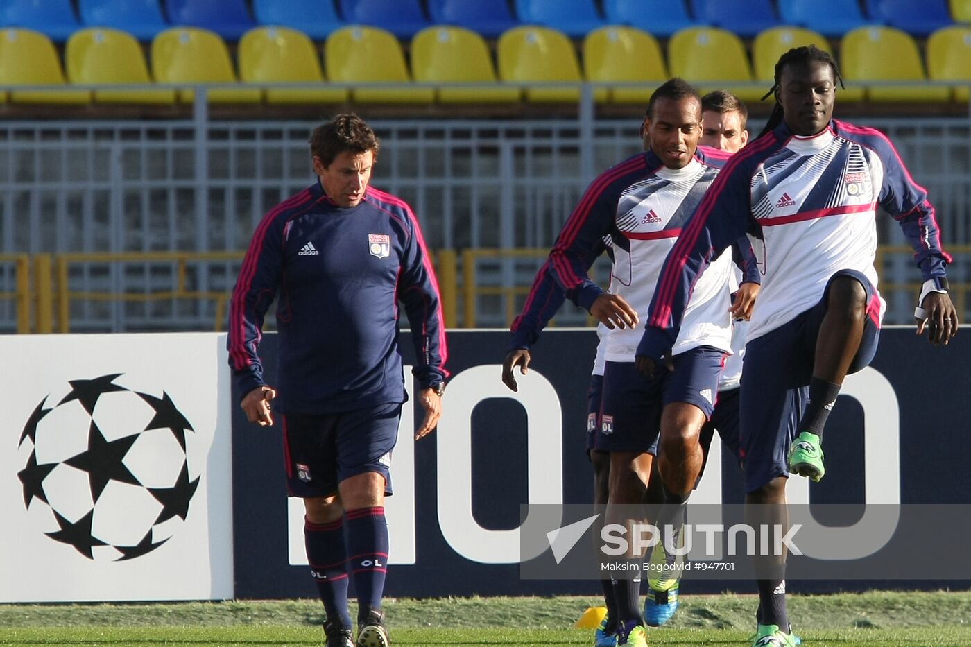 Pre-match training session at FC Olympic