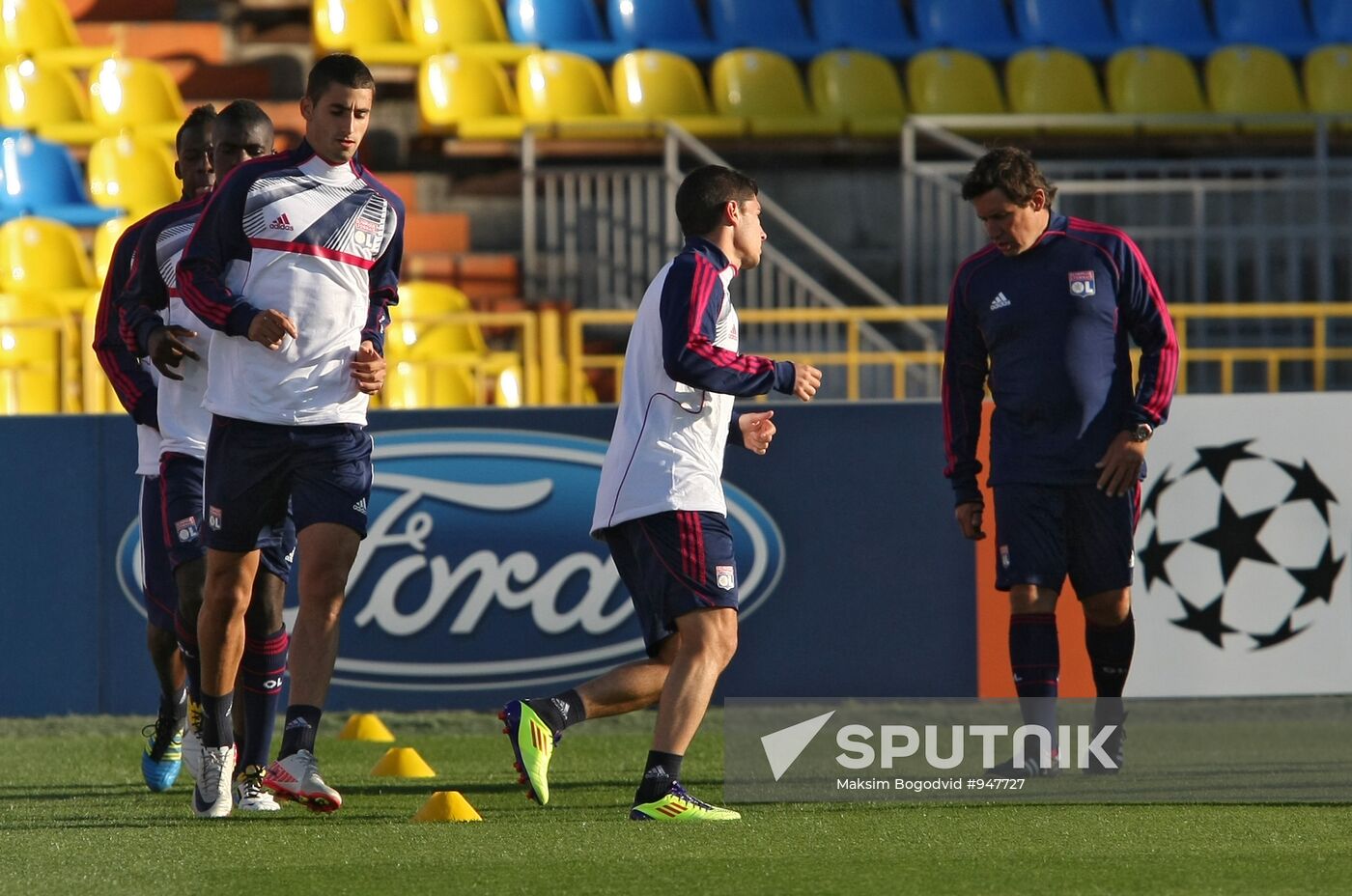 Pre-match training session at FC Olympic