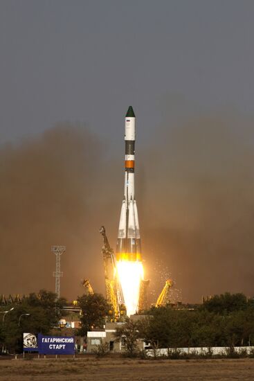 Russia's Progress M-12M cargo spacecraft launched from Baikonur