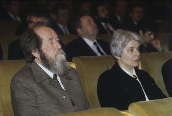 Alexander Solzhenitsyn and his wife, Natalya Svetlova