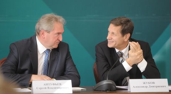 Sergei Antufiev and Alexander Zhukov