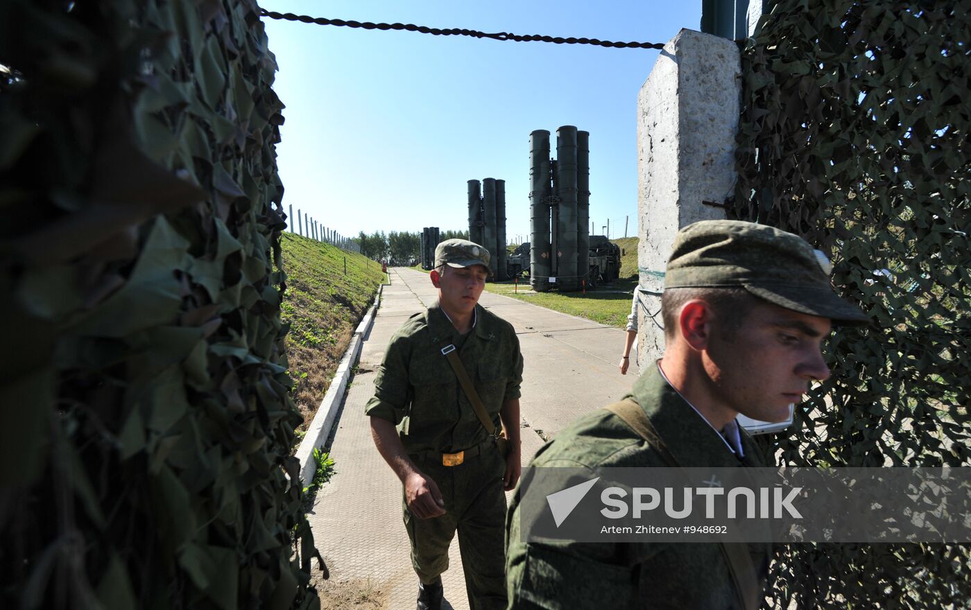 C-400 "Triumph" missiles protect air lines of Moscow