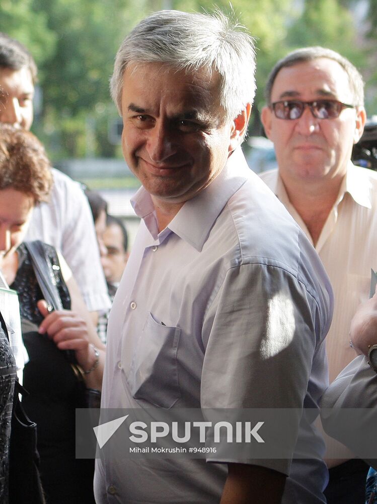 Raul Khadzhimba