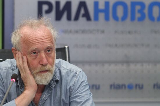 Video link dedicated to "Soyuzmultfilm" studio