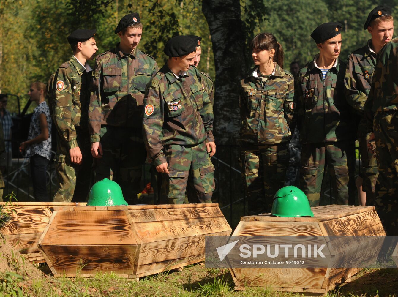 Reburial of World War II soldiers in Novgorod region