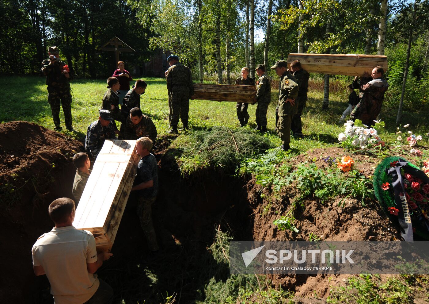 Reburial of World War II soldiers in Novgorod region
