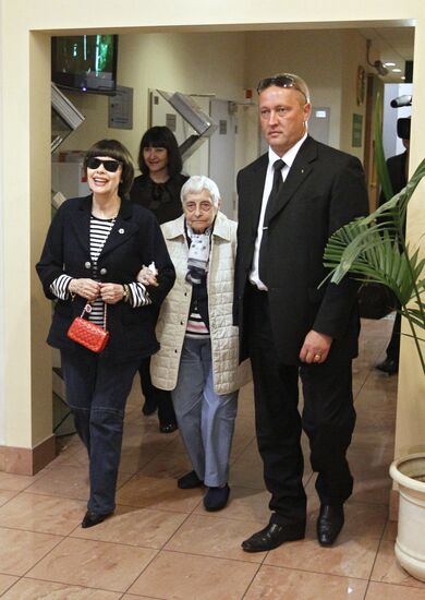 Mireille Mathieu's press conference on Spasskaya Tower festival