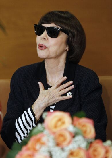 Mireille Mathieu's press conference on Spasskaya Tower festival