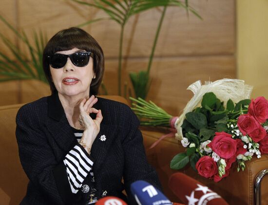 Mireille Mathieu's press conference on Spasskaya Tower festival