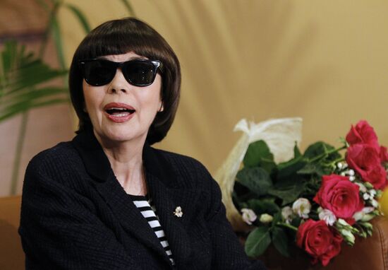 Mireille Mathieu's press conference on Spasskaya Tower festival