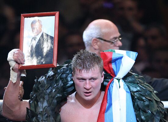 Boxing. WBA title fight Alexander Povetkin and Ruslan Chagaev
