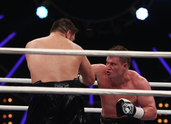 Boxing. WBA title fight Alexander Povetkin and Ruslan Chagaev