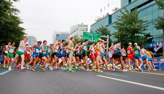 2011 IAAF World Championships in Athletics. Day two