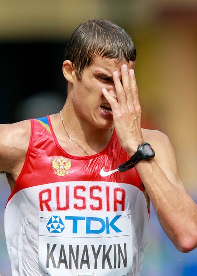 2011 IAAF World Championships in Athletics. Day two