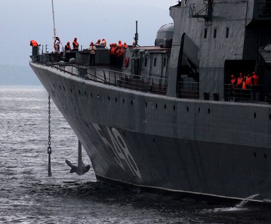Unit of warships leave Vladivostok for Gulf of Aden