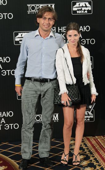Galina Yudashkina and her friend