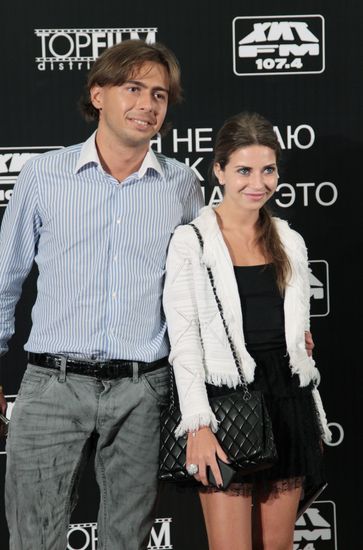 Galina Yudashkina and her friend