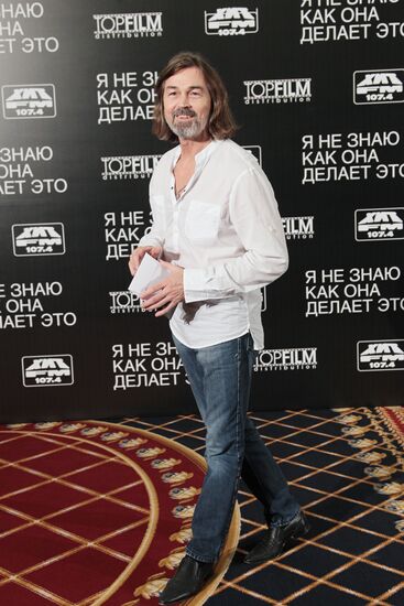 Nikas Safronov