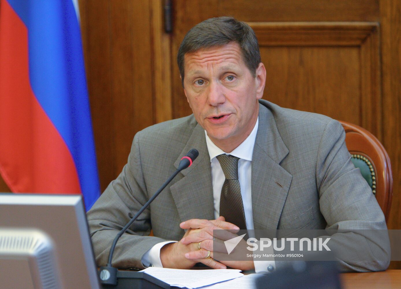 Alexander Zhukov visits Northwestern Federal District