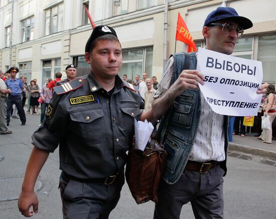 Russian opposition in action