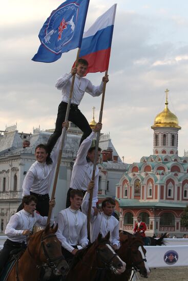 Preparing for Spasskaya Tower Festival