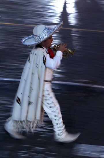 Preparing for Spasskaya Tower Festival