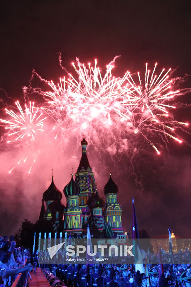Preparing for Spasskaya Tower Festival