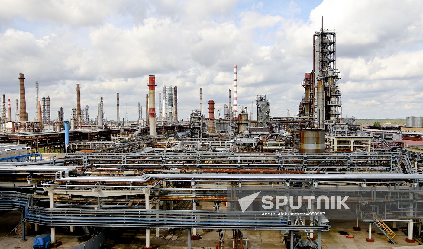 Naftan oil refinery, Novopolotsk