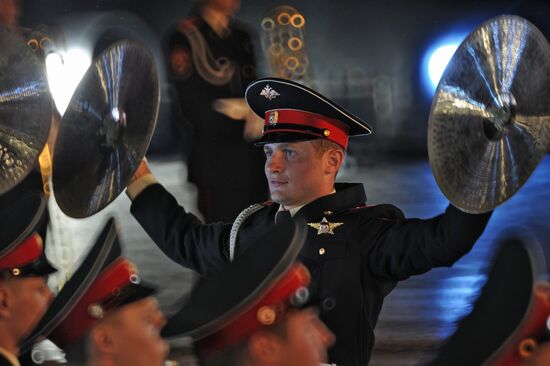 Full rehearsal of Spasskaya Tower 2011 Festival