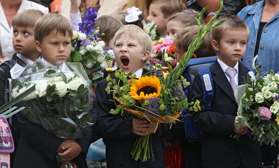Russian schools on Knowledge Day