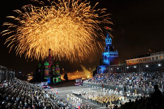 Opening of Spasskaya Tower 2011 festival