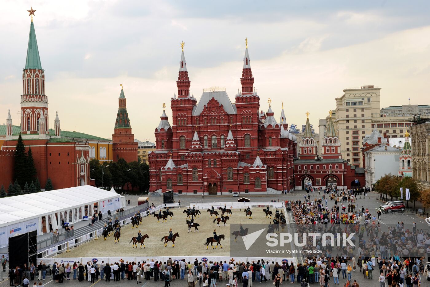 Opening of Spasskaya Tower 2011 festival