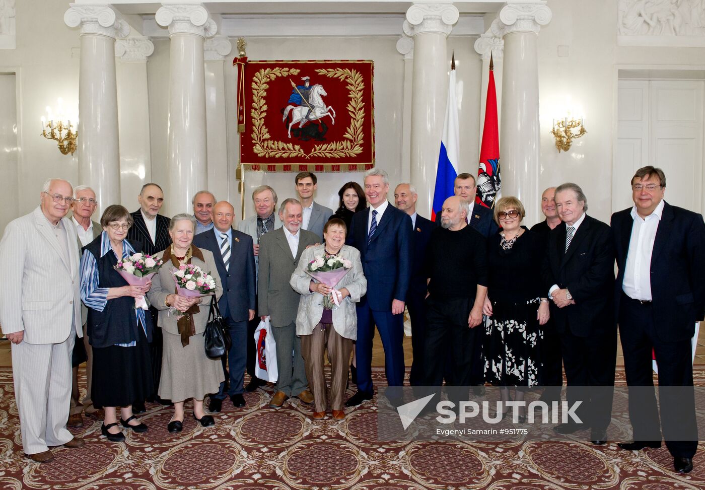 Moscow Mayor hands out awards in literature and art