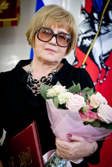 Moscow Mayor hands out awards in literature and art