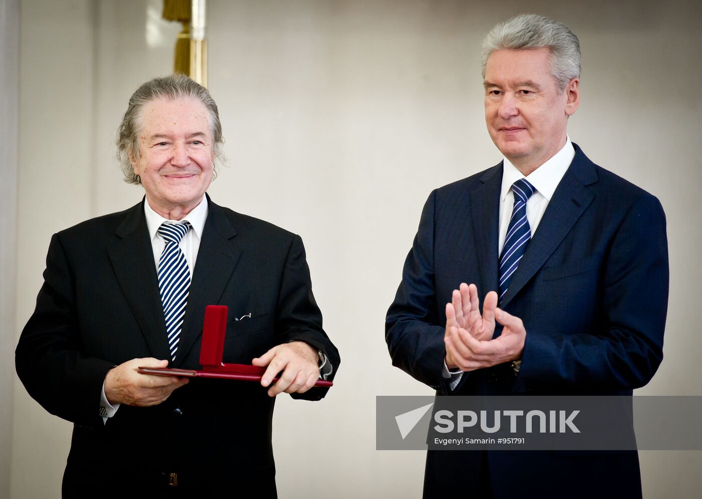 Moscow Mayor hands out awards in literature and art