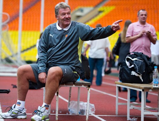 Football. Macedonia team in training