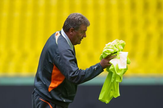 Football. Macedonia team in training
