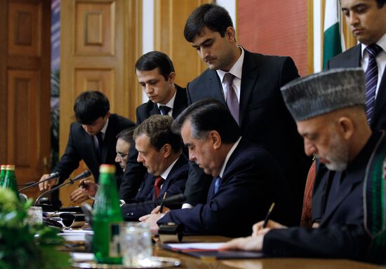 Presidents of Russia, Tajikistan, Pakistan and Afghanistan meet