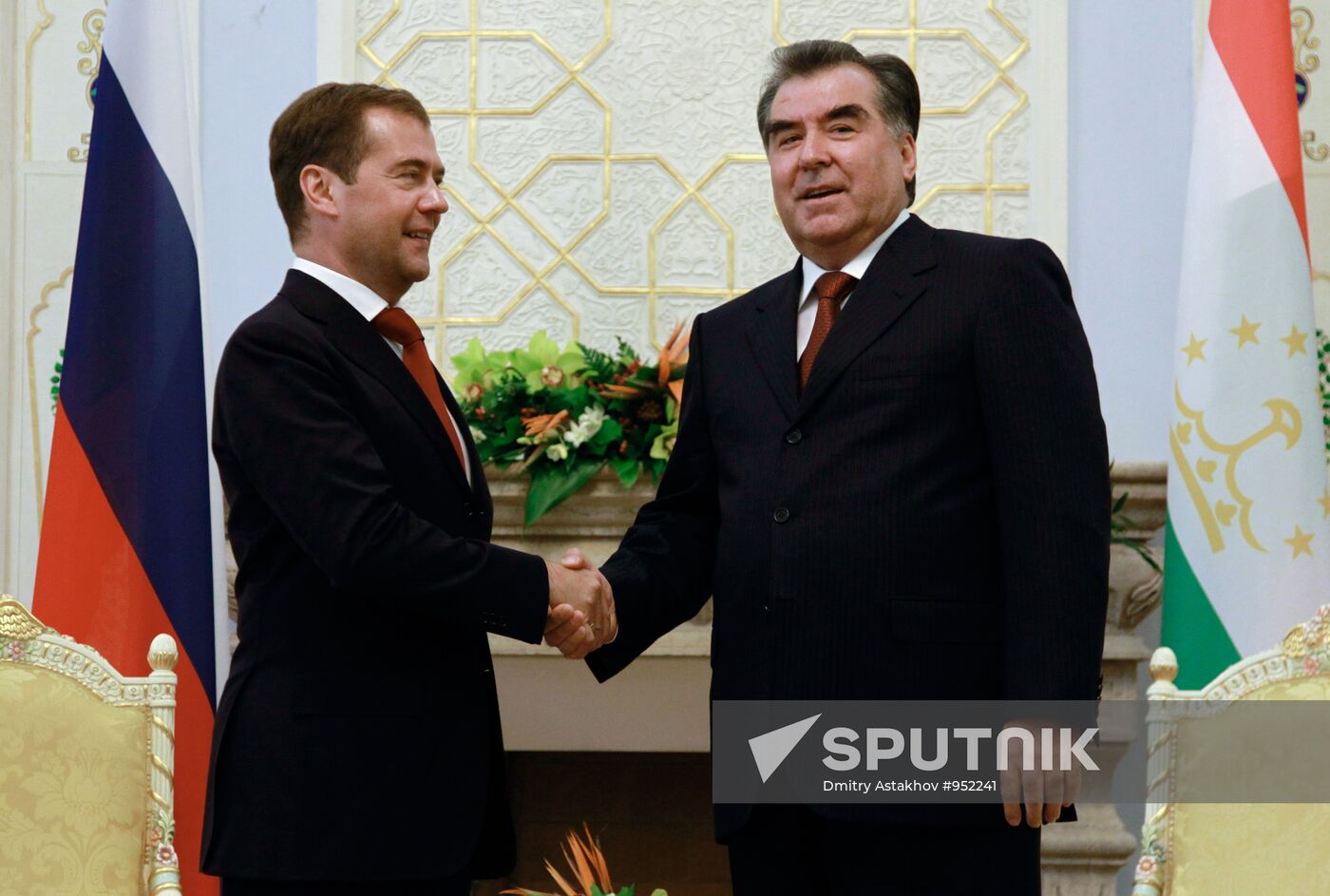 Dmitry Medvedev visits Tajikistan