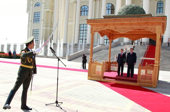 Dmitry Medvedev visits Tajikistan