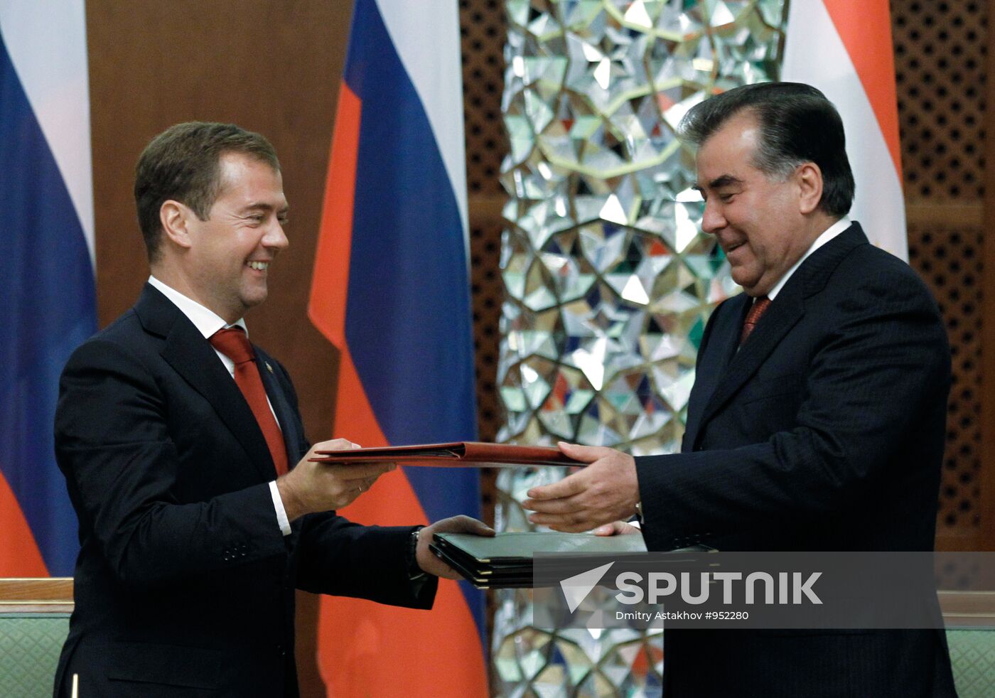 Dmitry Medvedev visits Tajikistan