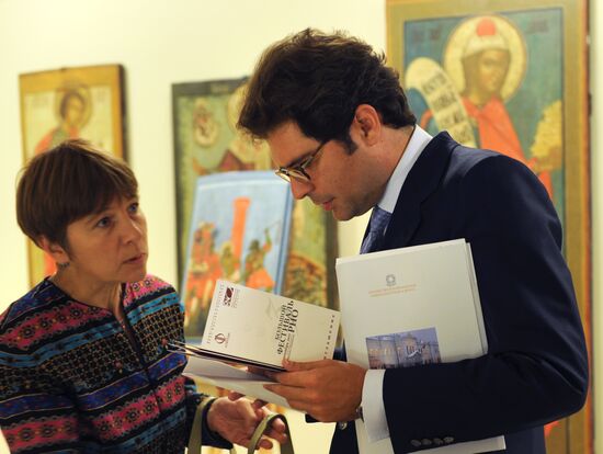 Galina Andreeva, Emanuel di Lorenzo