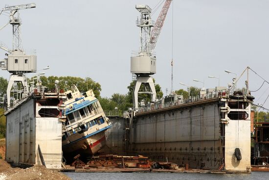 Breaking ground for temples to honor Bulgaria shipwreck victims