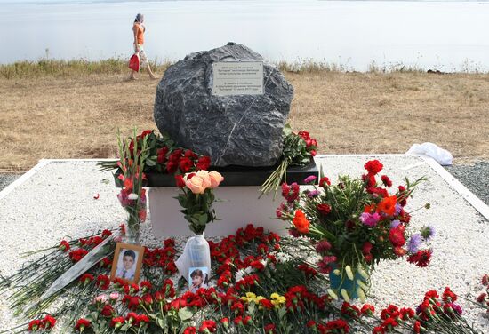Breaking ground for temples to honor Bulgaria shipwreck victims