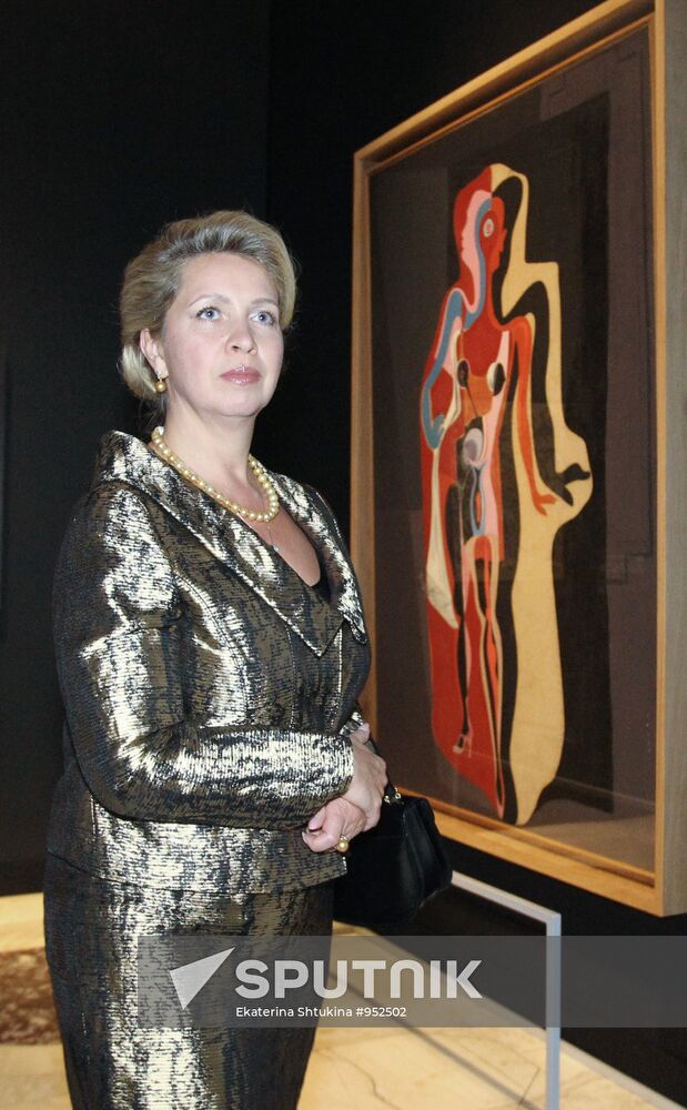 S. Medvedeva visits Salvador Dali exhibition at Pushkin Museum