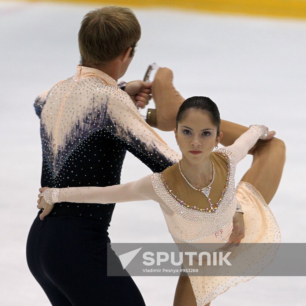 Vera Bazarova and Yury Larionov