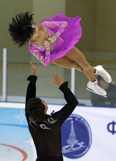 Yuko Kawaguti and Alexander Smirnov