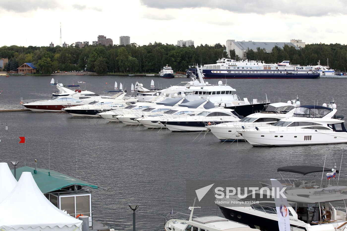 2011 Millionaire Boat Show exhibition